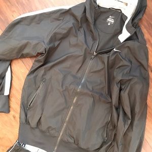 Women’s Nike sweatsuit size large